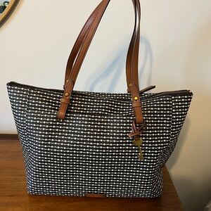 Women's Fossil Bag Black & White Patterned Tote with Brown Handles